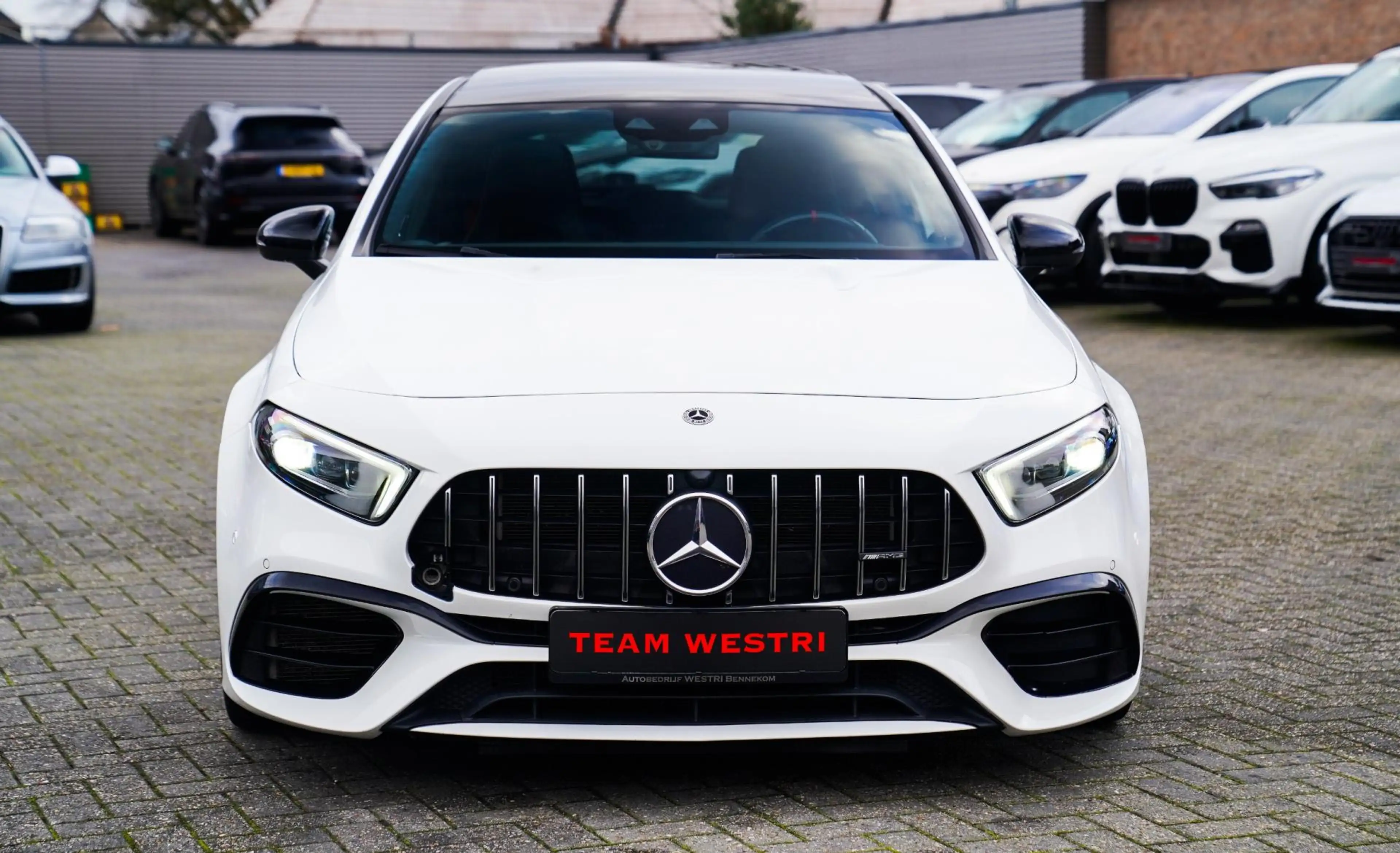 Mercedes-Benz A 45 AMG 4MATIC+ Premium Plus | Panorama | Sterrenhemel | S — photo 10