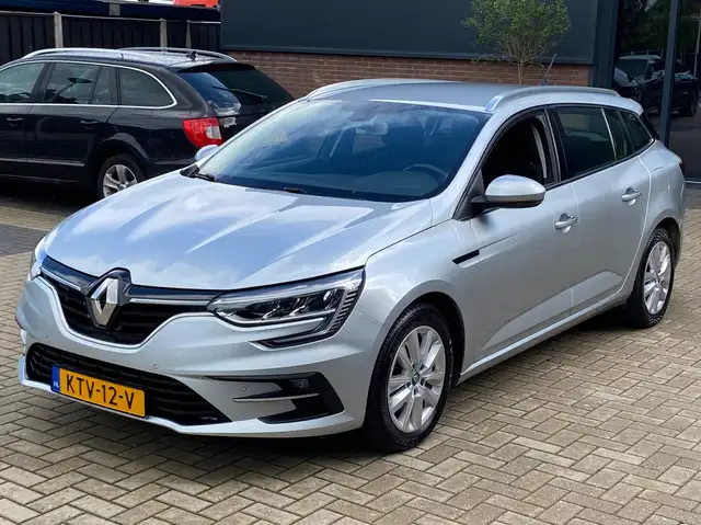 Renault Megane E-Tech Estate 1.6 Plug-In Hybrid CAMERA LED KEYLESS CRUIS