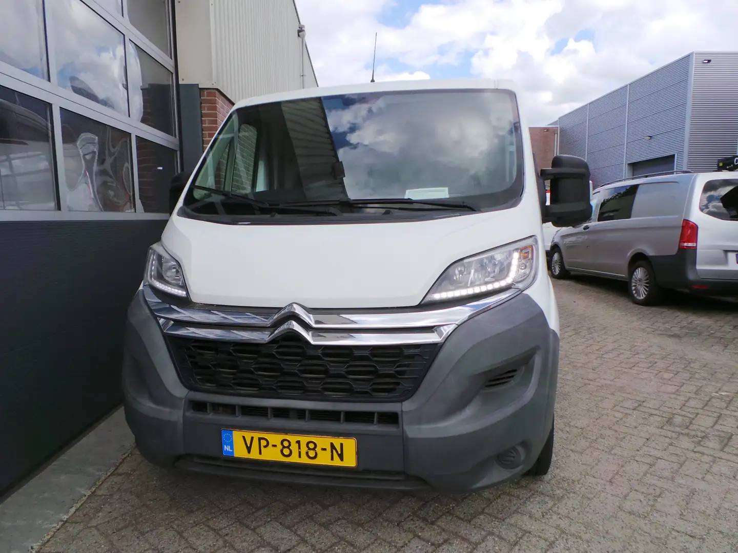Citroen Jumper 30 2.2 HDI L1H1 Airco,Navi,Camera,Cruise Wit - 2