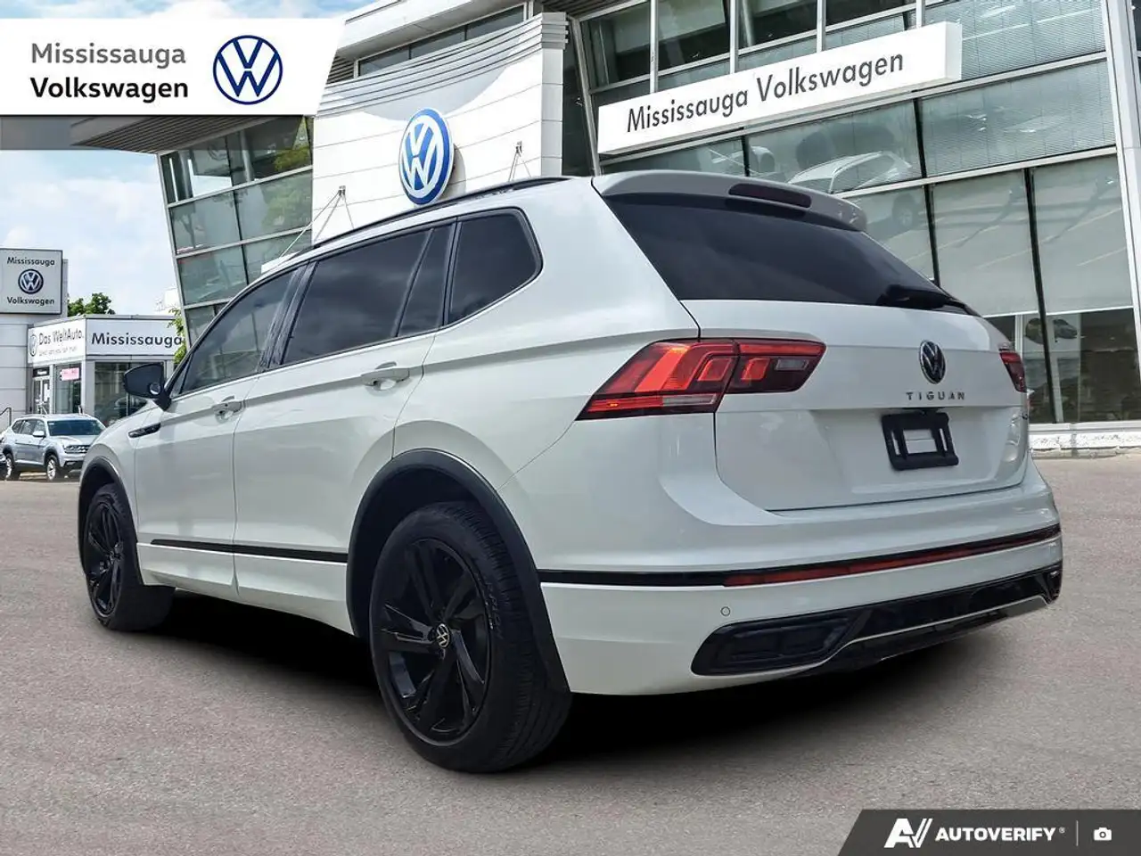 Volkswagen Tiguan снимка Volkswagen Tiguan