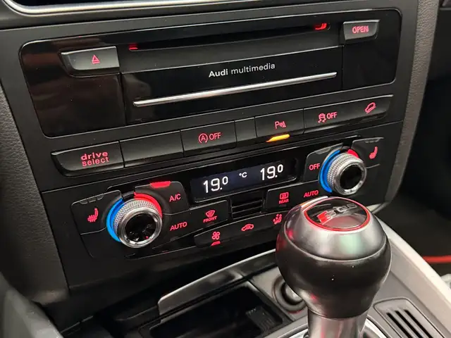 Audi SQ5 view 18