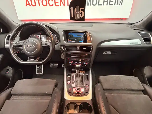 Audi SQ5 view 11