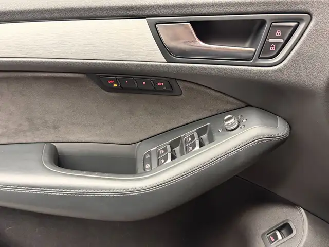 Audi SQ5 view 22