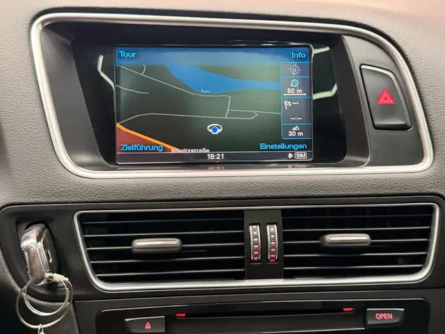 Audi SQ5 view 17