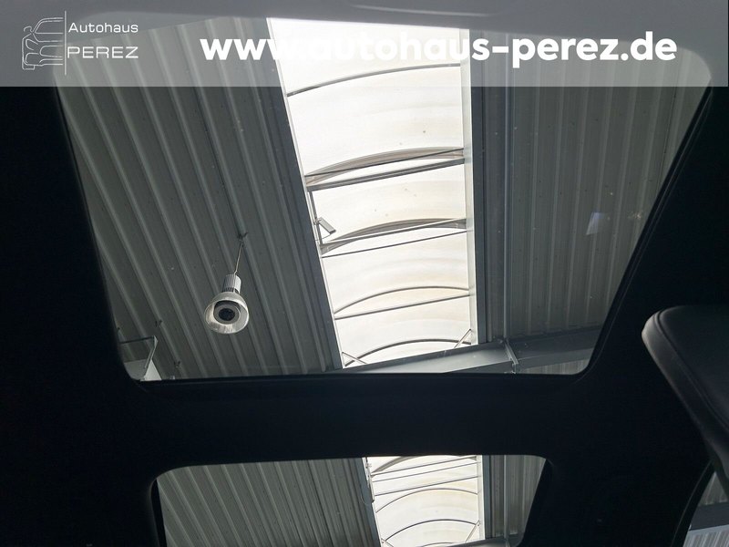 Mercedes-Benz C 400 C 400 e 4M AMG PREMIUM DISTRONIC-NIGHT-PANORAMA! — photo 12