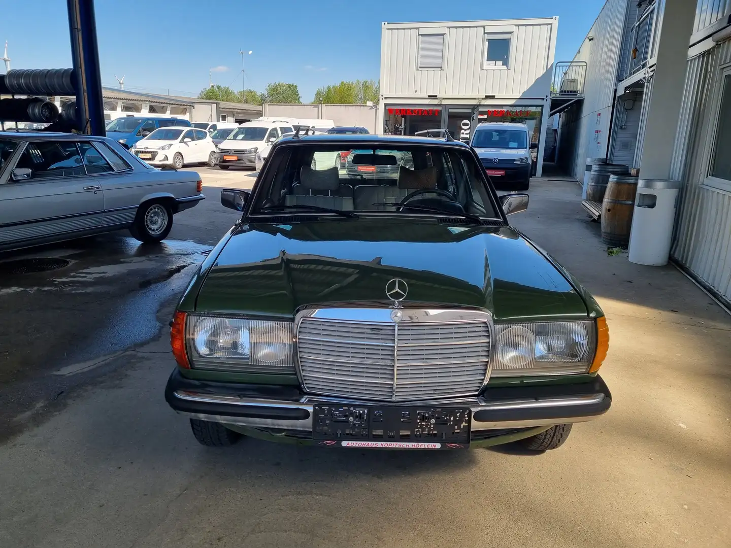 Mercedes-Benz E 300 W 123 300 TD Kombi Grün - 2