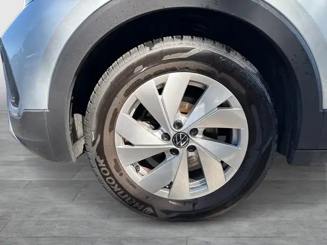 Volkswagen T-Cross view 7