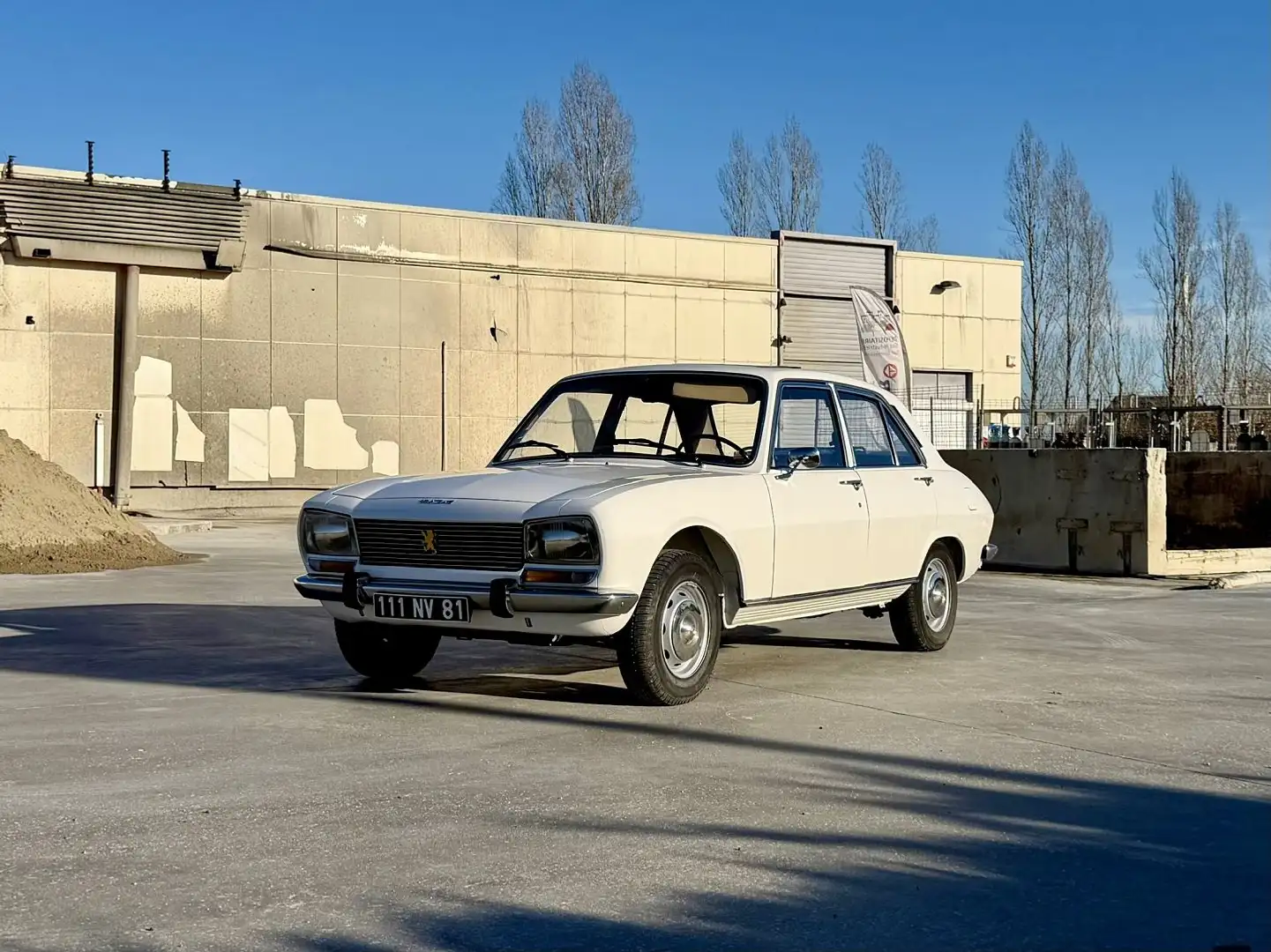 Peugeot 504 GL Blanc - 2