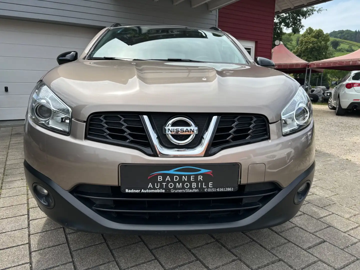 Nissan Qashqai 360 Vollausstattung Top Zustand 1.Hand - 2