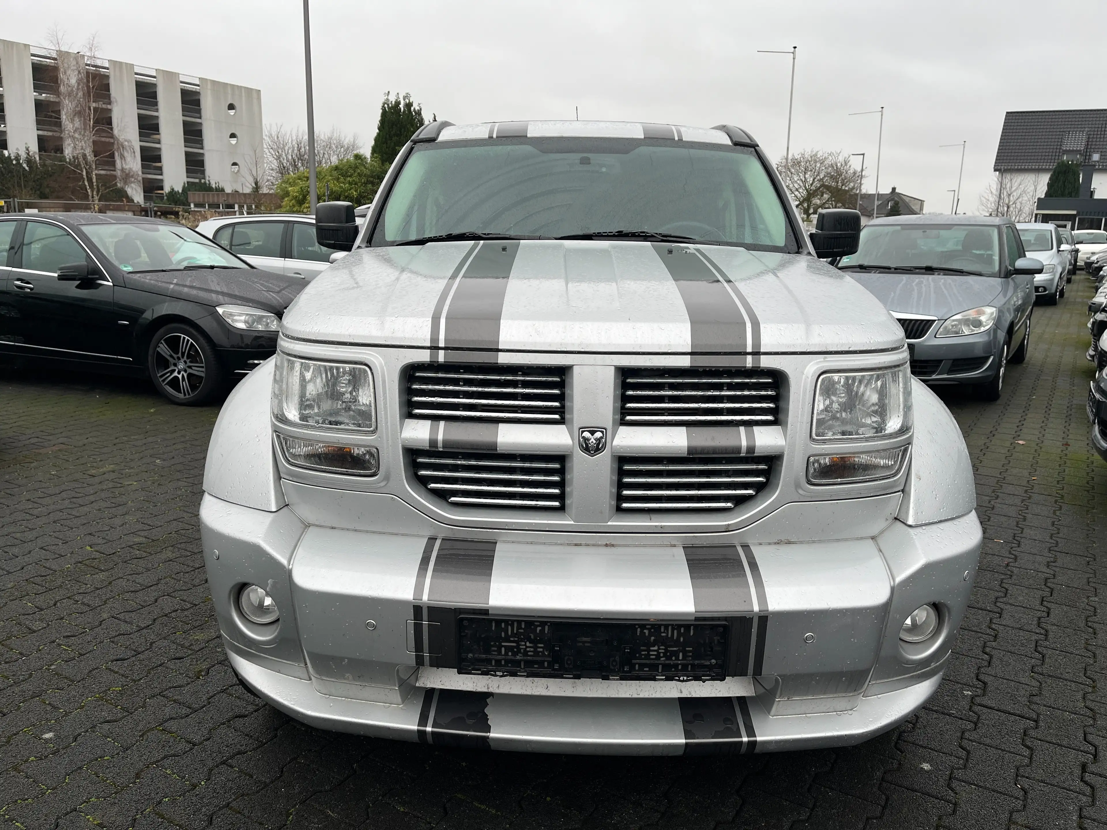 Dodge Nitro Erdgas/4x4/SHZ/Klima/NAVI — photo 2