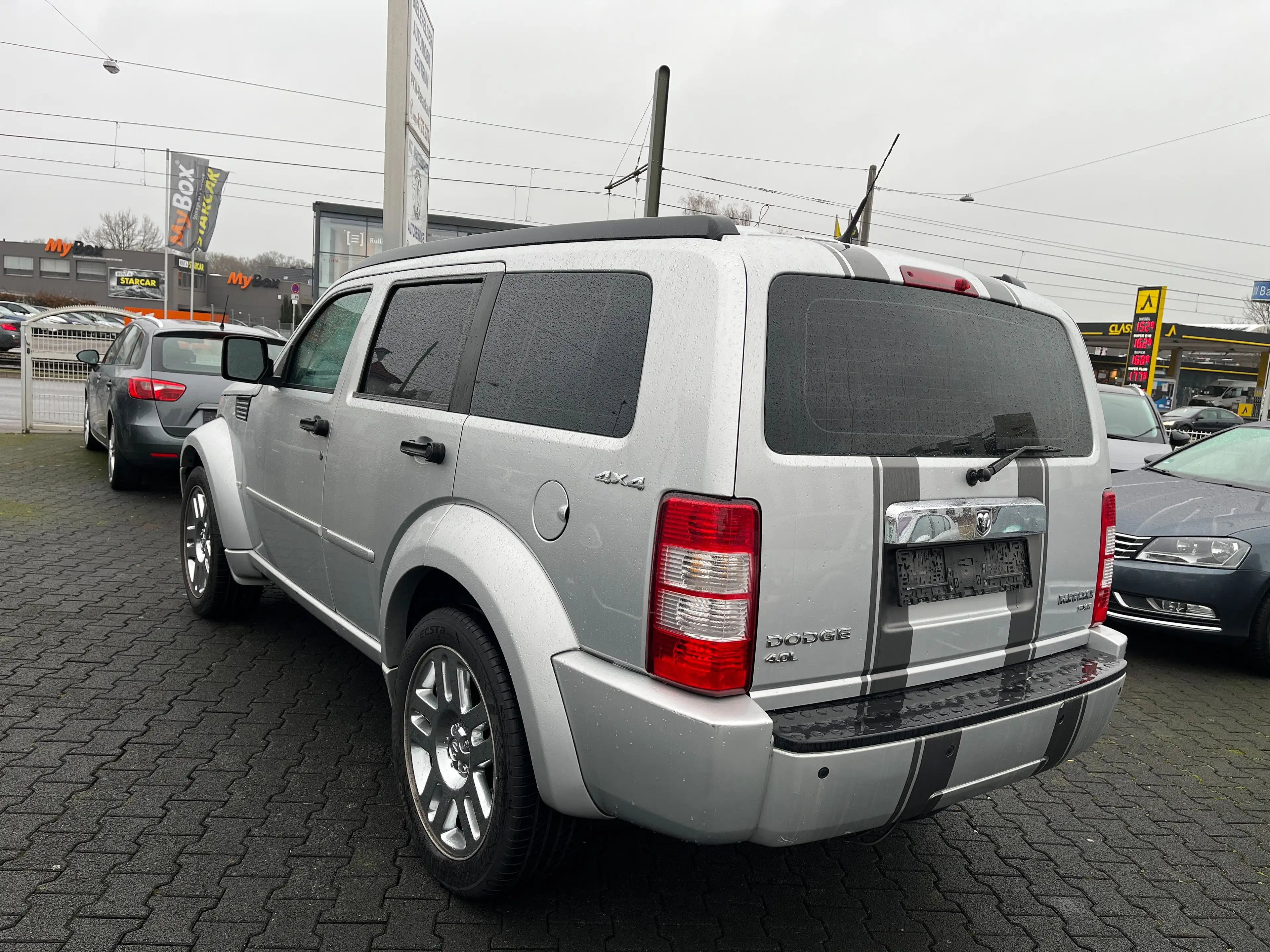 Dodge Nitro Erdgas/4x4/SHZ/Klima/NAVI — photo 4