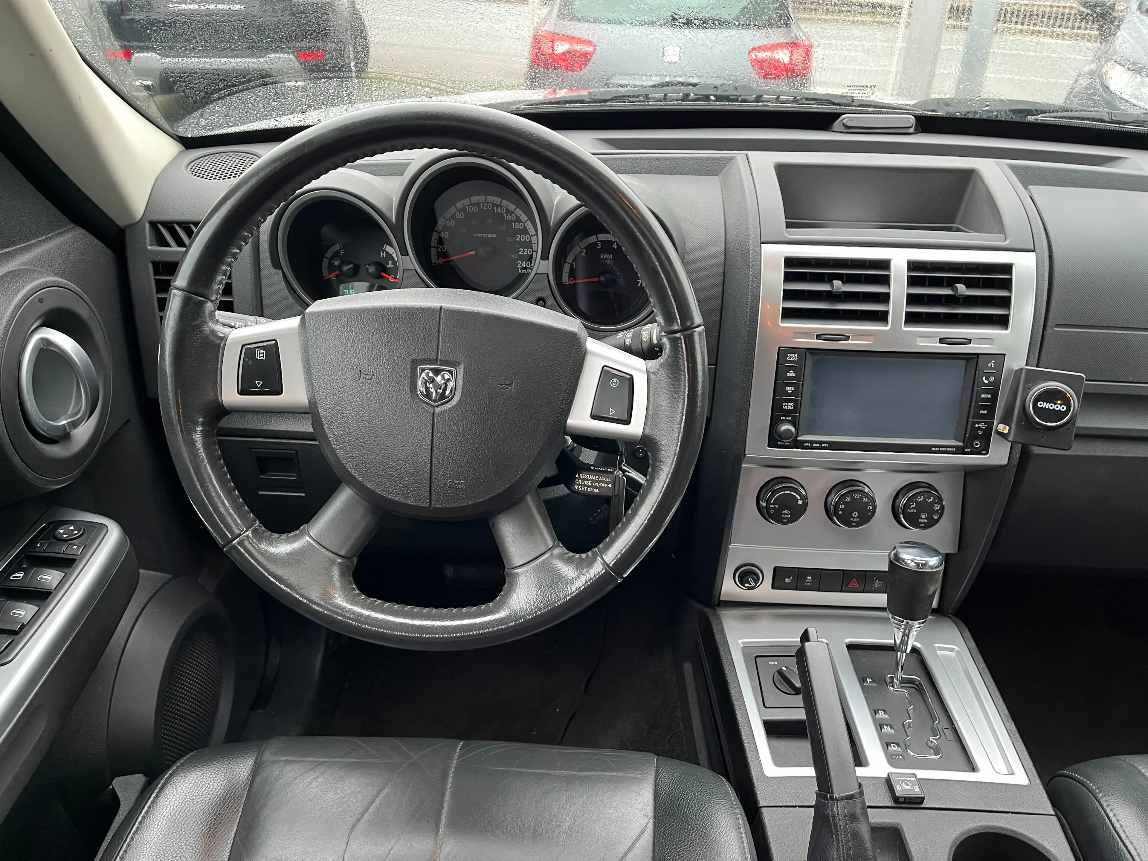 Dodge Nitro Erdgas/4x4/SHZ/Klima/NAVI — photo 12