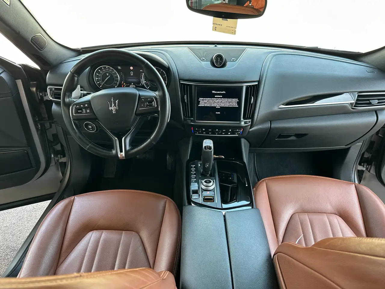Maserati Levante 2022 — фото 12