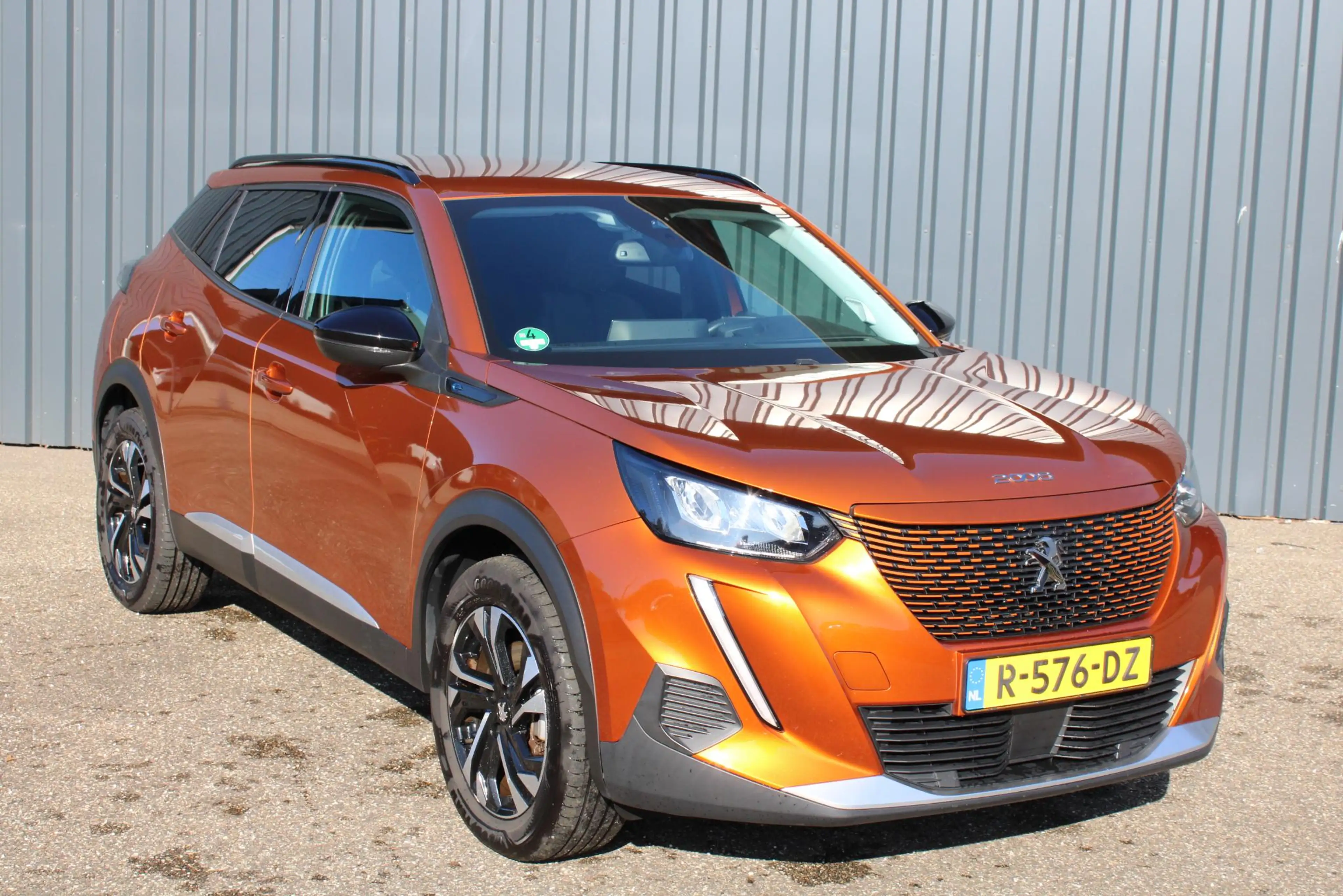 Peugeot e-2008 EV Allure Pack 50 kWh Navi by App | Camera | Cruis — photo 2