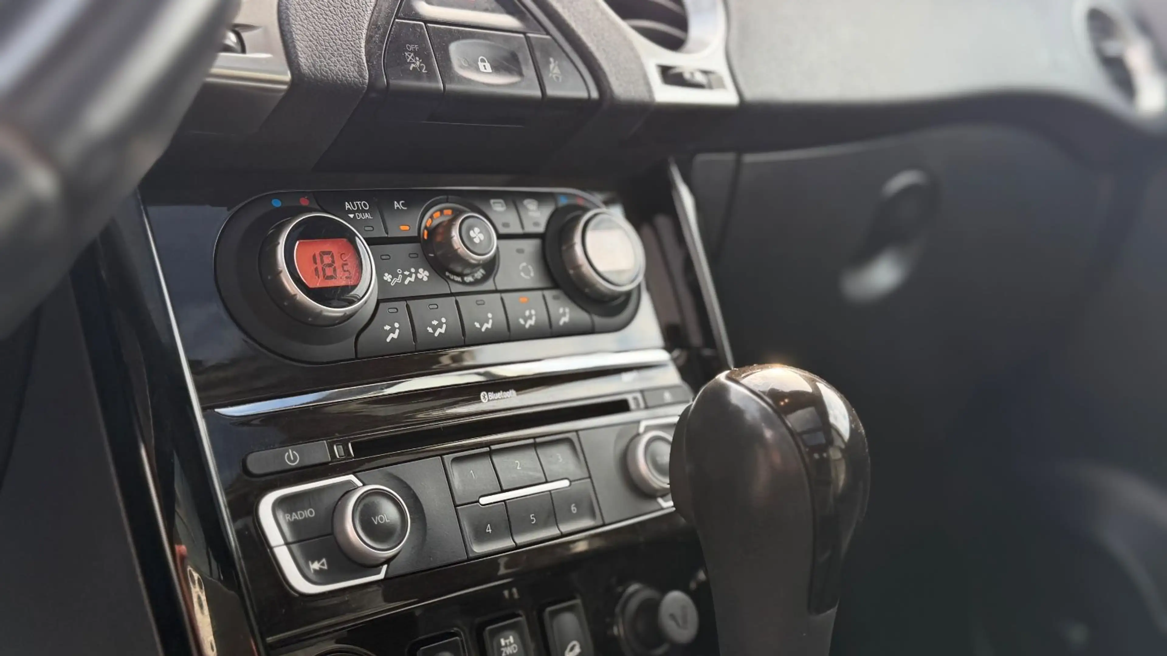 Renault Koleos Night&Day 4x4 | KAMERA | BOSE | KLIMA — photo 12