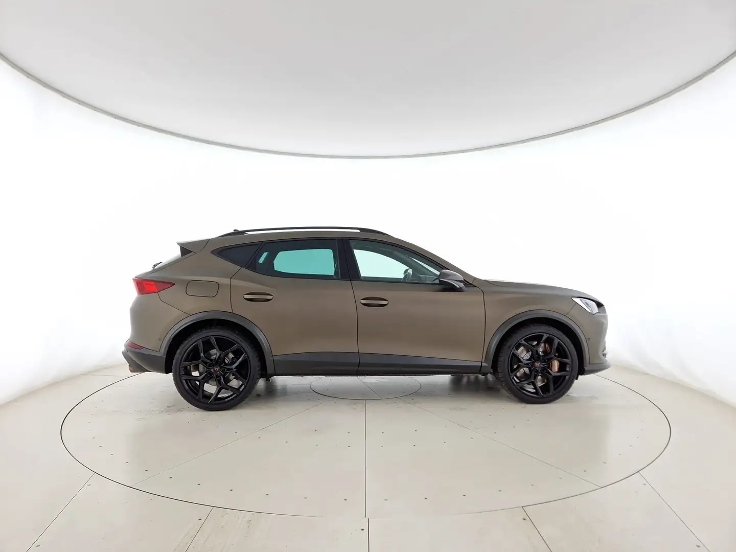 CUPRA Formentor VZ5 2.5 tsi century bronze 4drive 390cv dsg Bronzo - 2