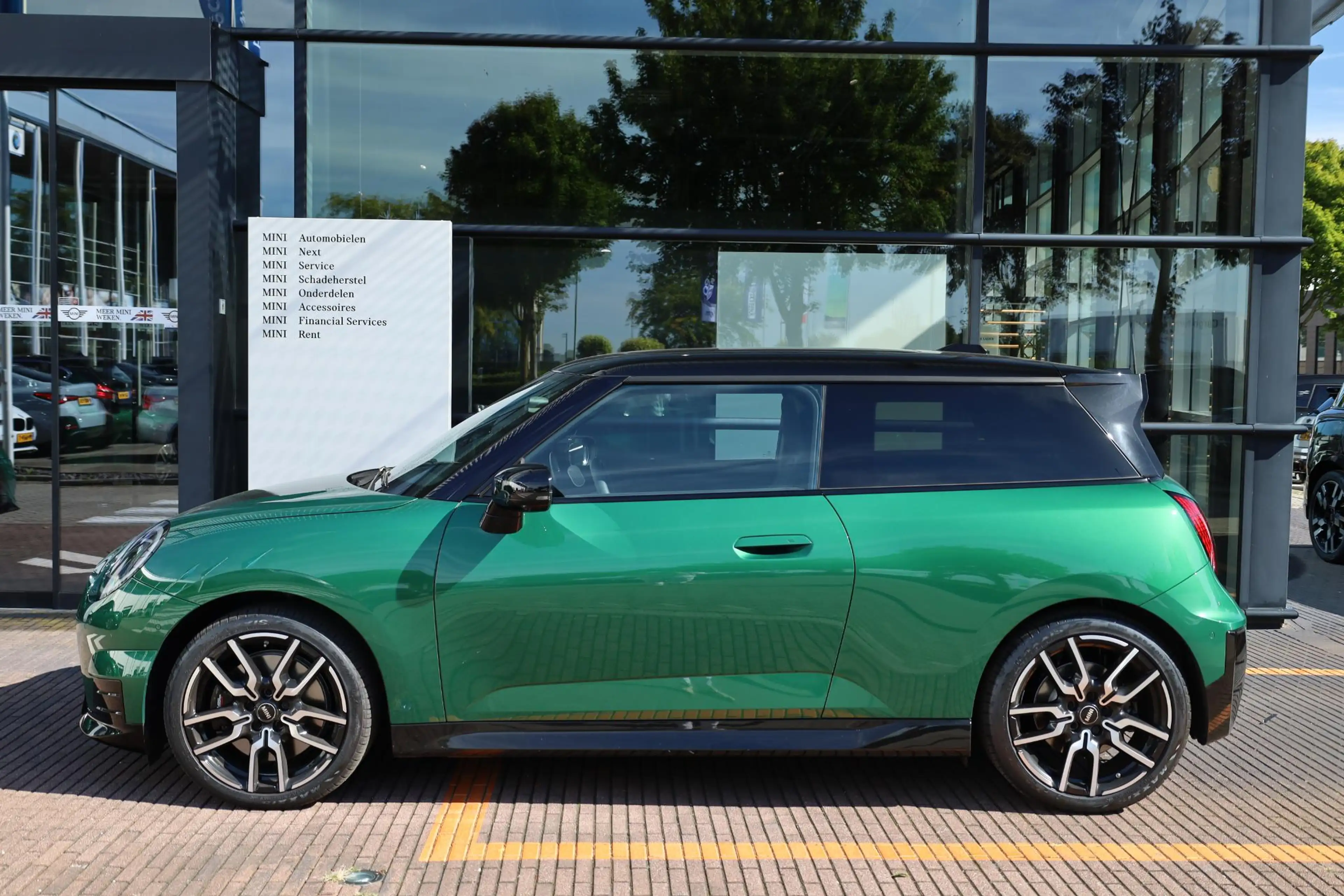 MINI Cooper SE 3-Deurs John Cooper Works + pakket XL — photo 3