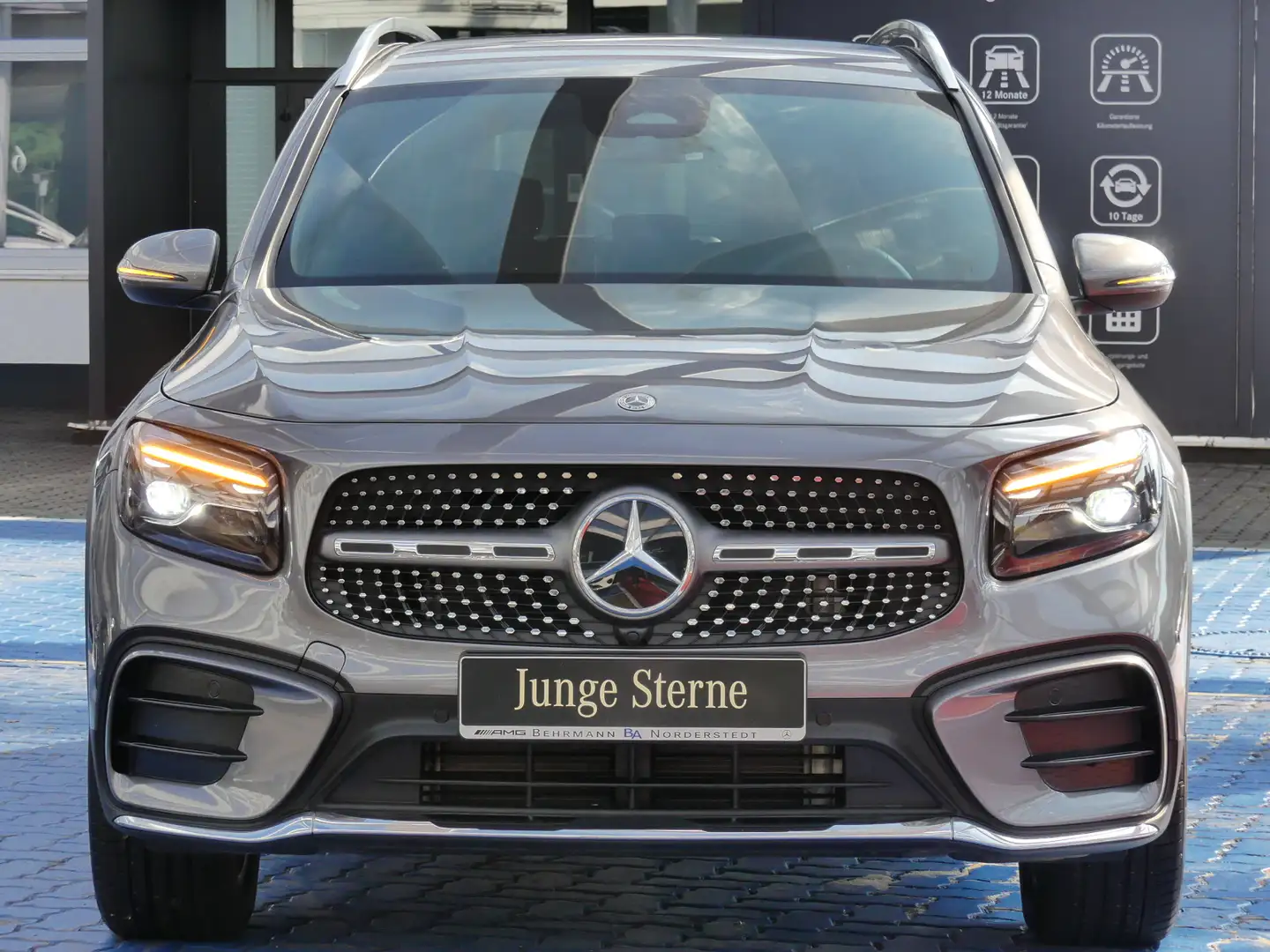 Mercedes-Benz GLB 200 GLB 200d AMG +Distronic+AHK+Ambiente+LED-Scheinw Серый - 2
