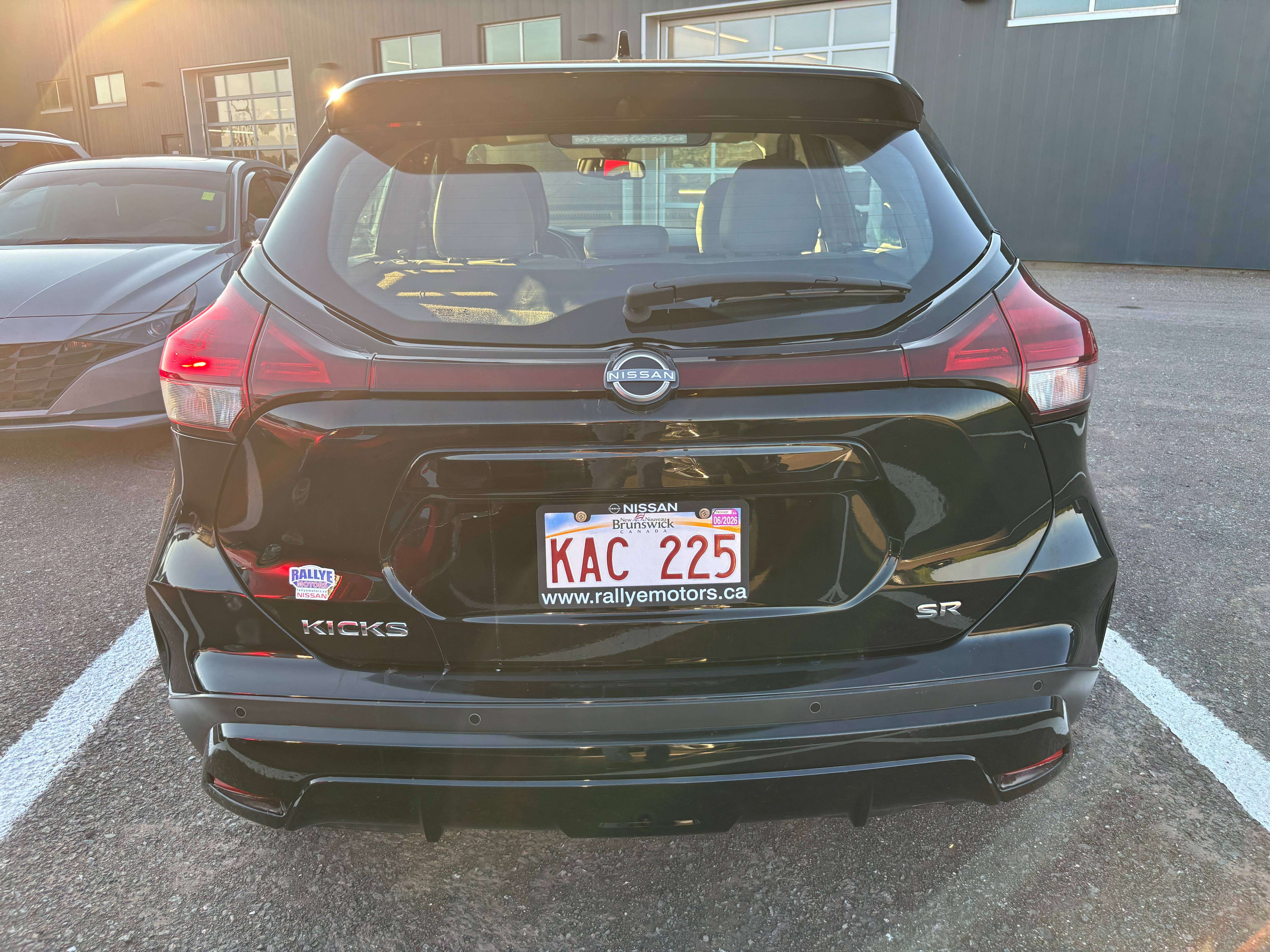 2022 Nissan Kicks SR — снимка 1