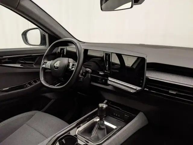 Renault Austral view 6