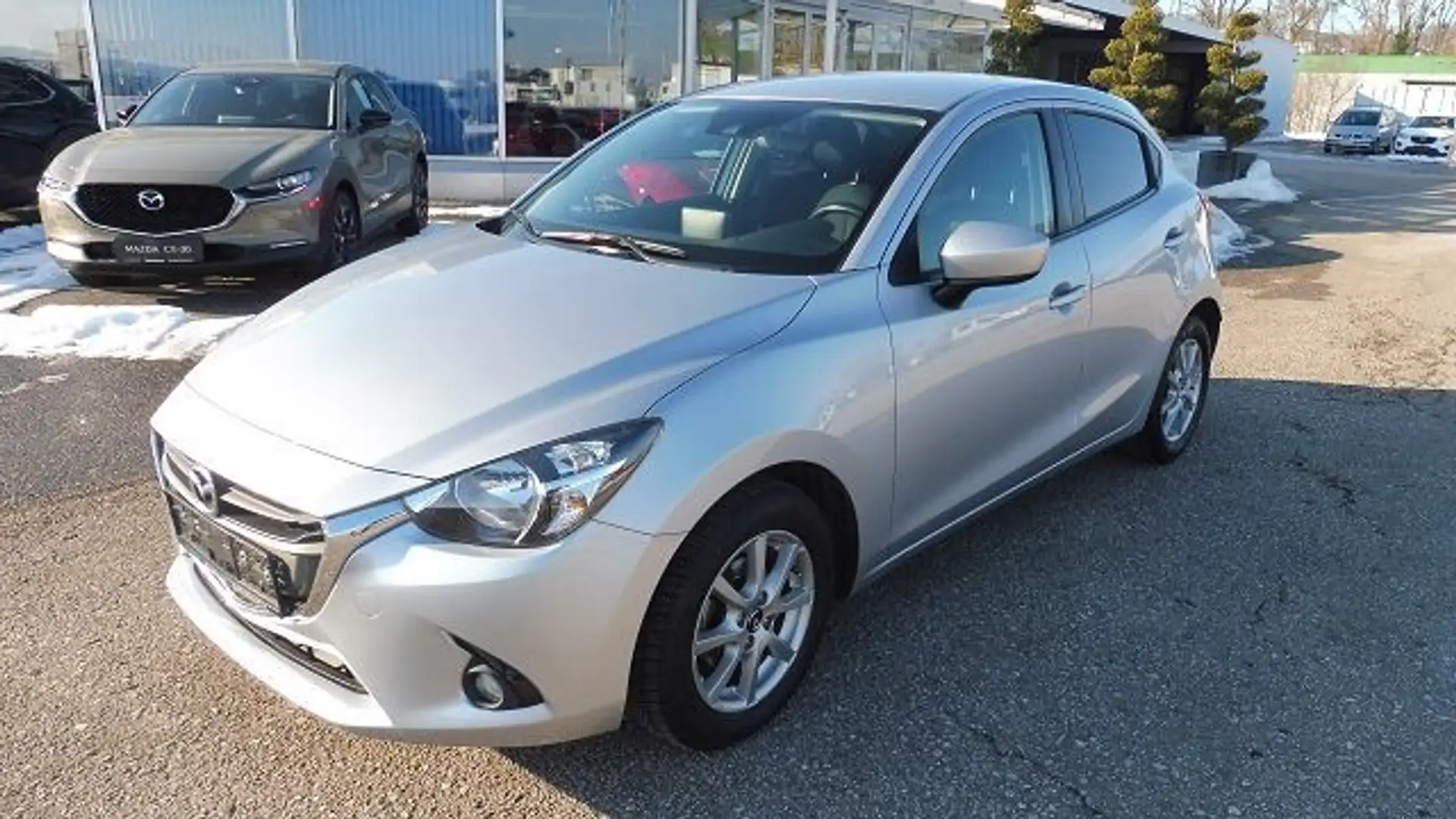 Mazda 2 Mazda2 G75 Attraction Silber - 1