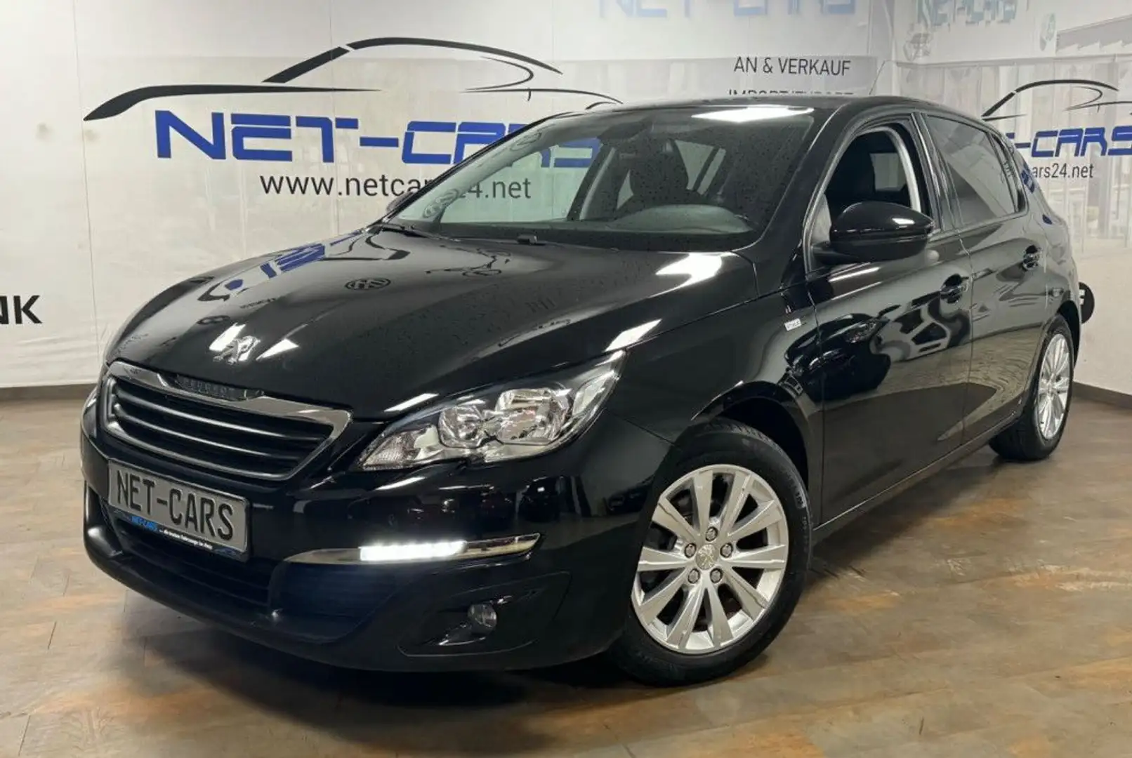 Peugeot 308 Style PureTech Klima*NAVi+Kamera*Tempomat Schwarz - 1