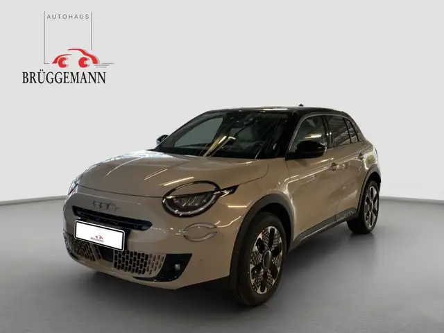 Fiat 600 Hybrid LA PRIMA