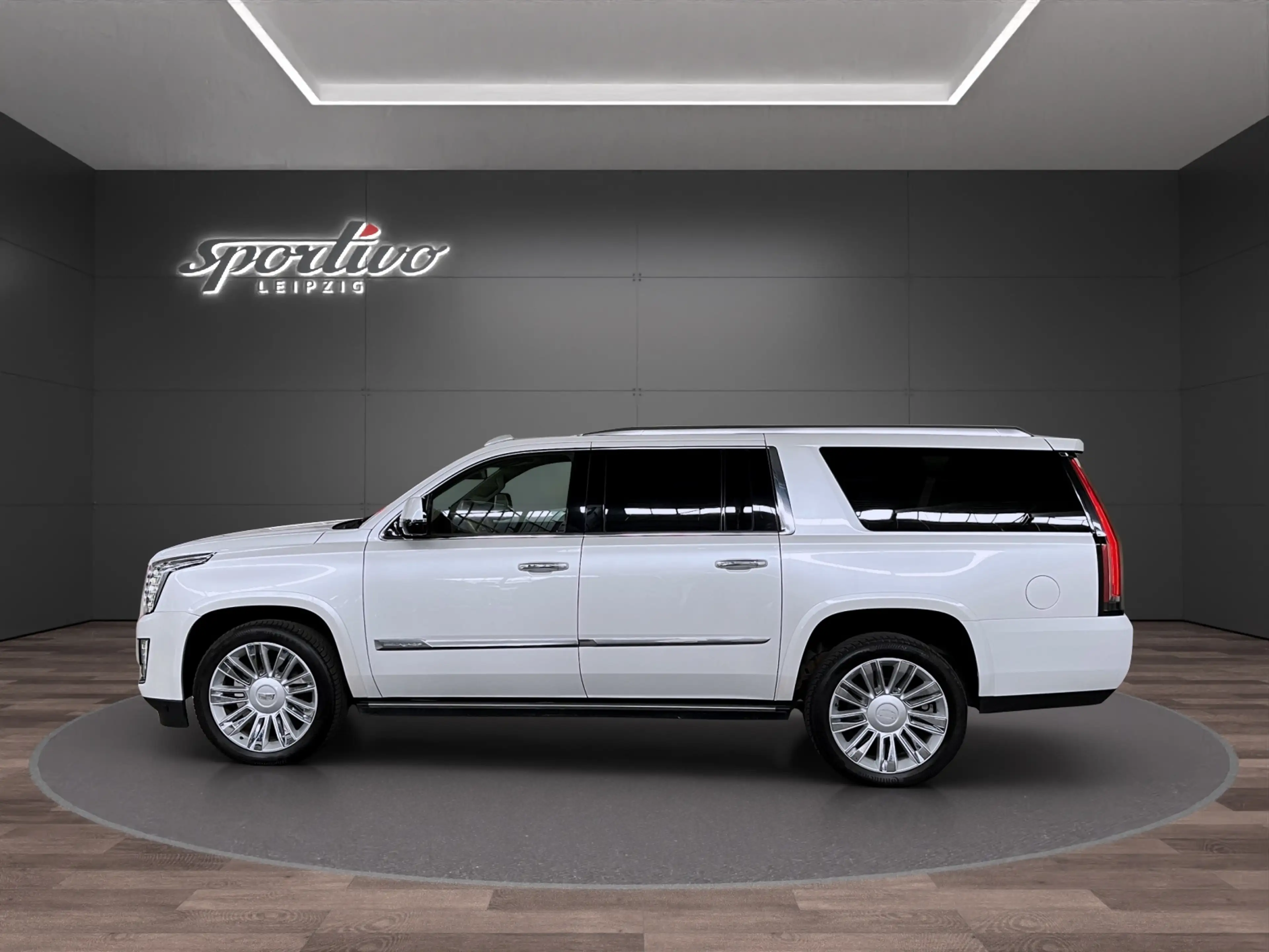 Cadillac Escalade GMT K2XL Platinum ESV — photo 4