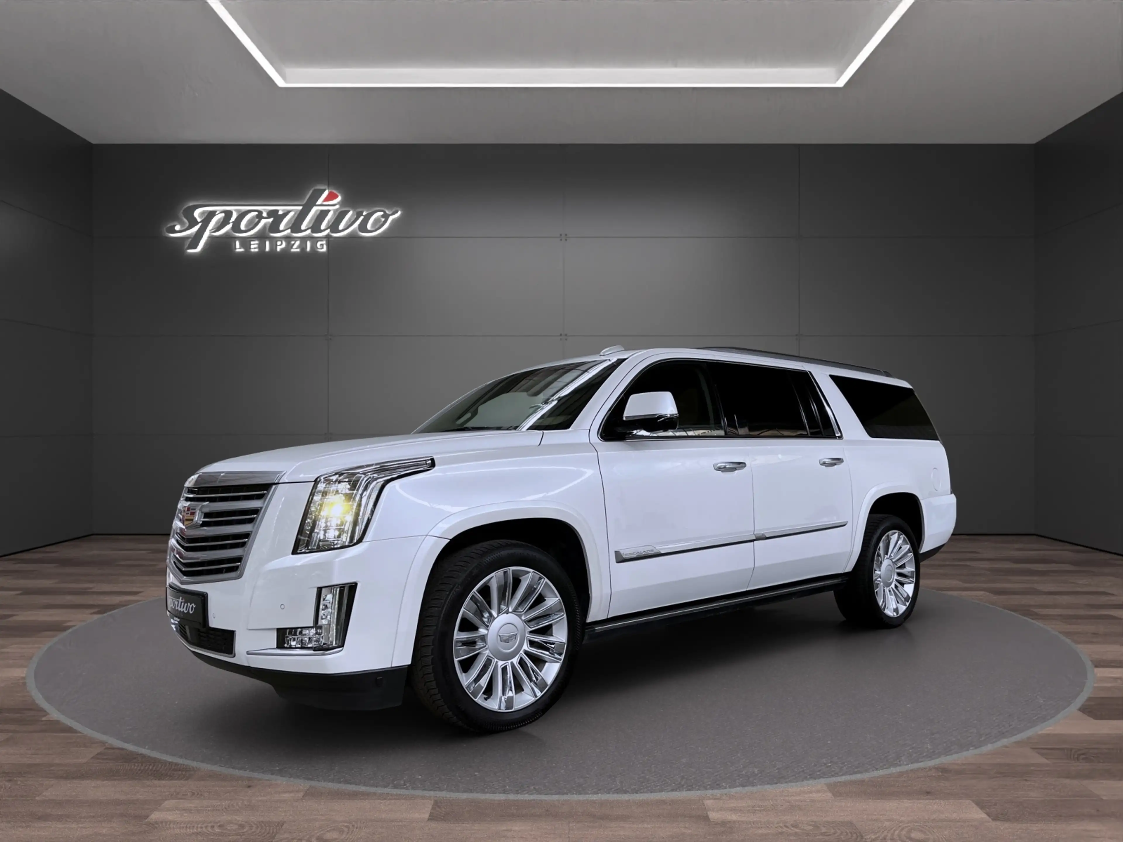 Cadillac Escalade GMT K2XL Platinum ESV — photo 2