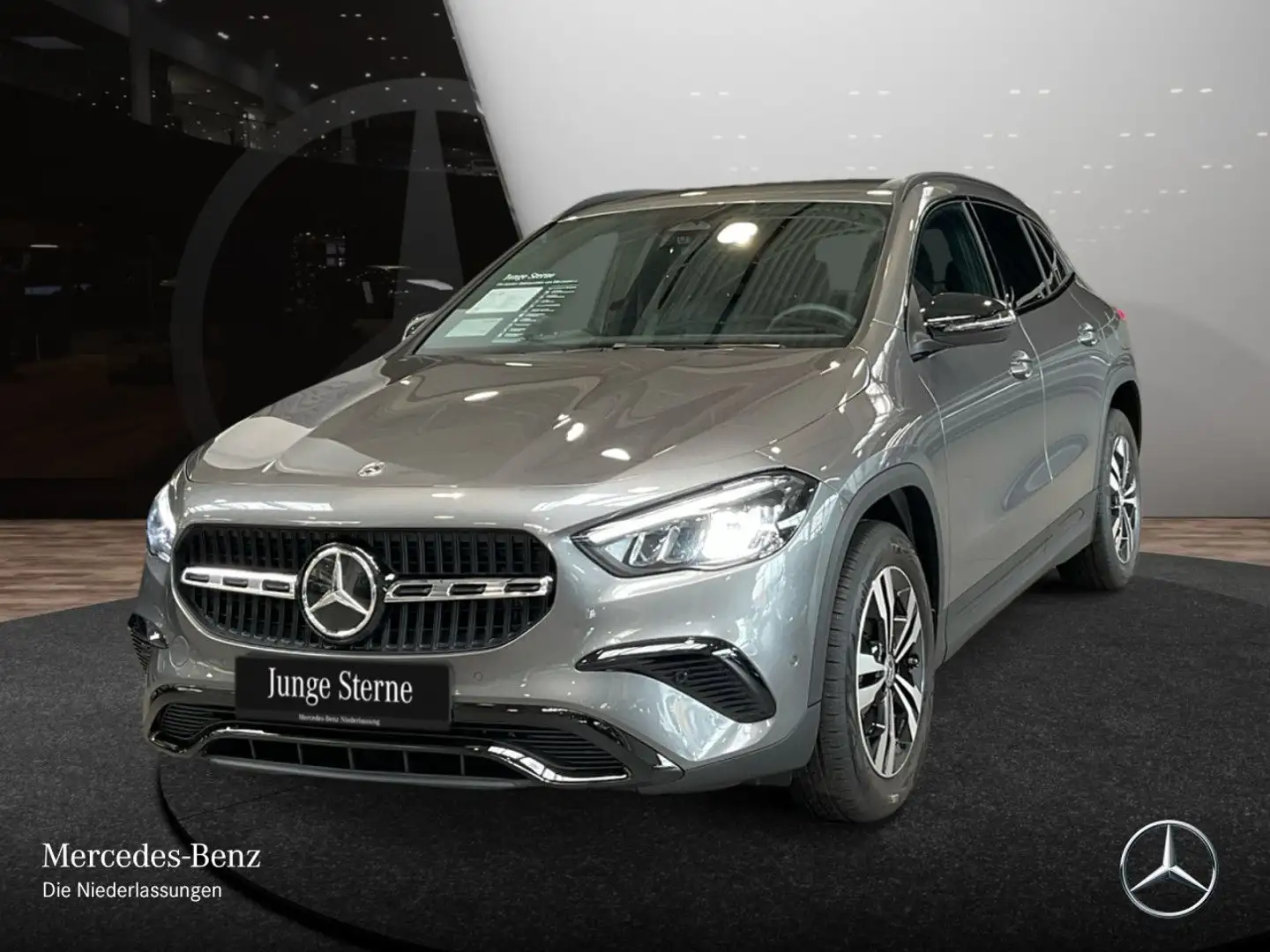 Mercedes-Benz GLA 180 PROGRESSIVE+NIGHT+LED+KAMERA+7G Grau - 2