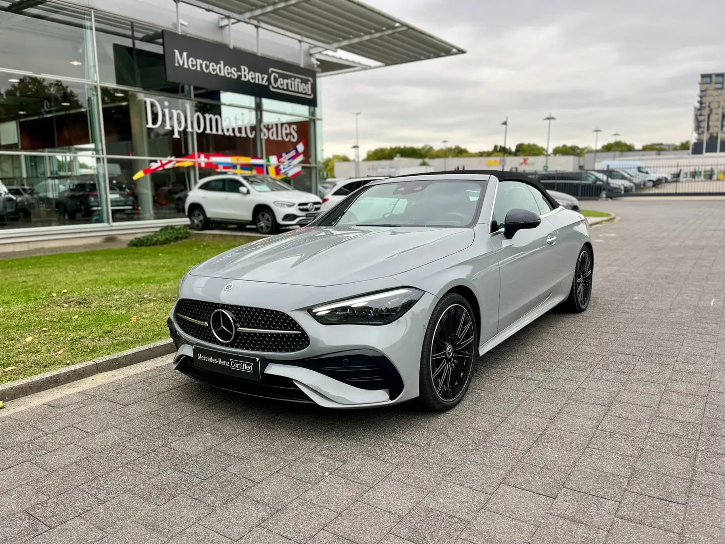 Mercedes-Benz CLE 200 CLE Cabrio 200 AMG Line Gris - 1