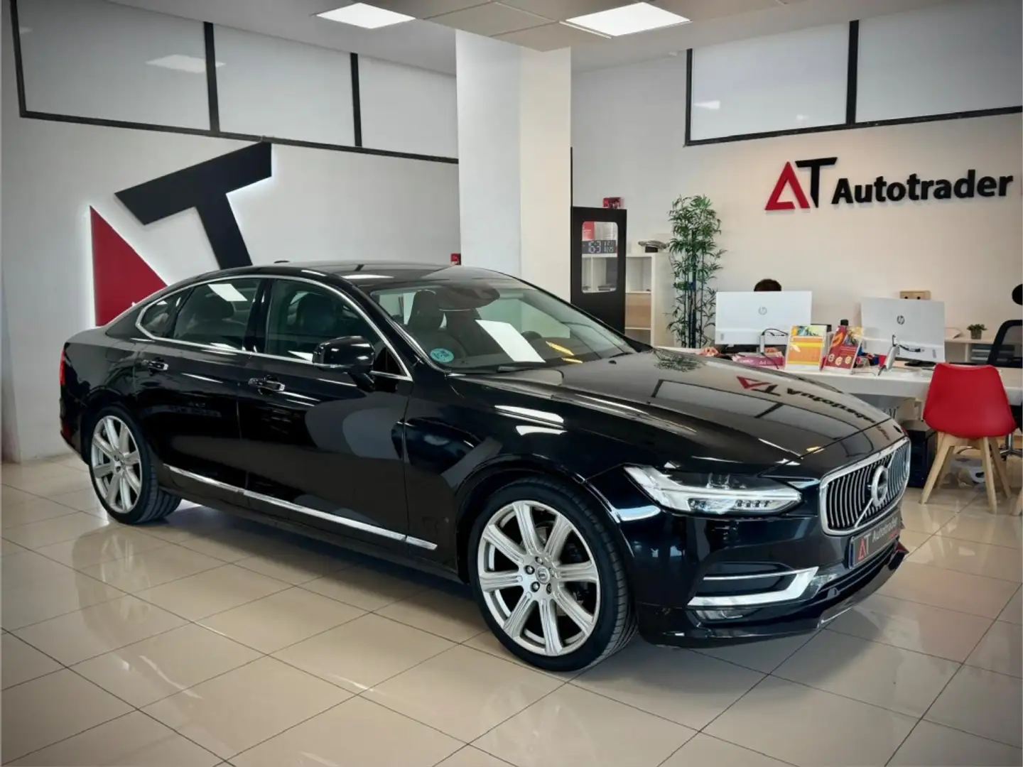 Volvo S90 D4 Inscription Aut. 190 Negro - 1