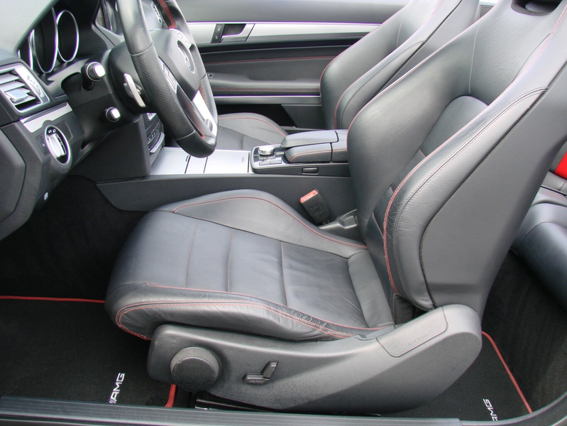 Mercedes-Benz E 350 Cabrio AMG Sportpaket Navi Leder LED — photo 12