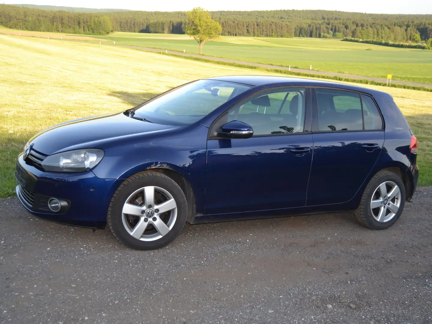 Volkswagen Golf 1.6 TDI   Comfortline Blau - 1
