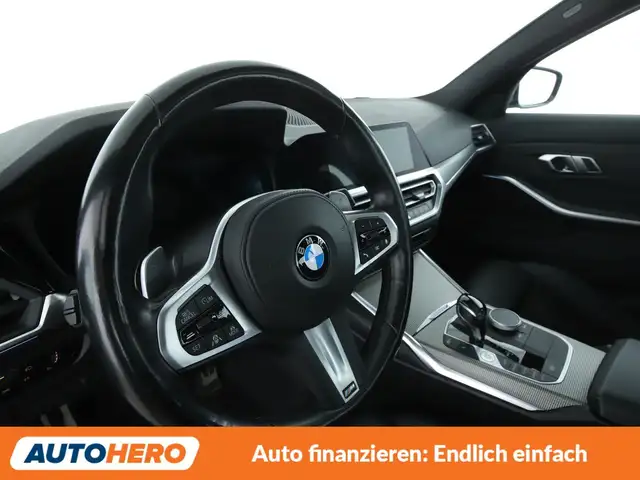 BMW 3 Series view 11