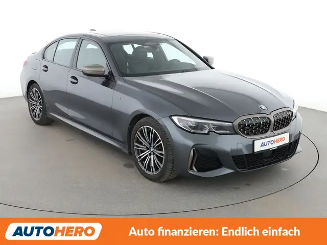 BMW 3 Series view 8