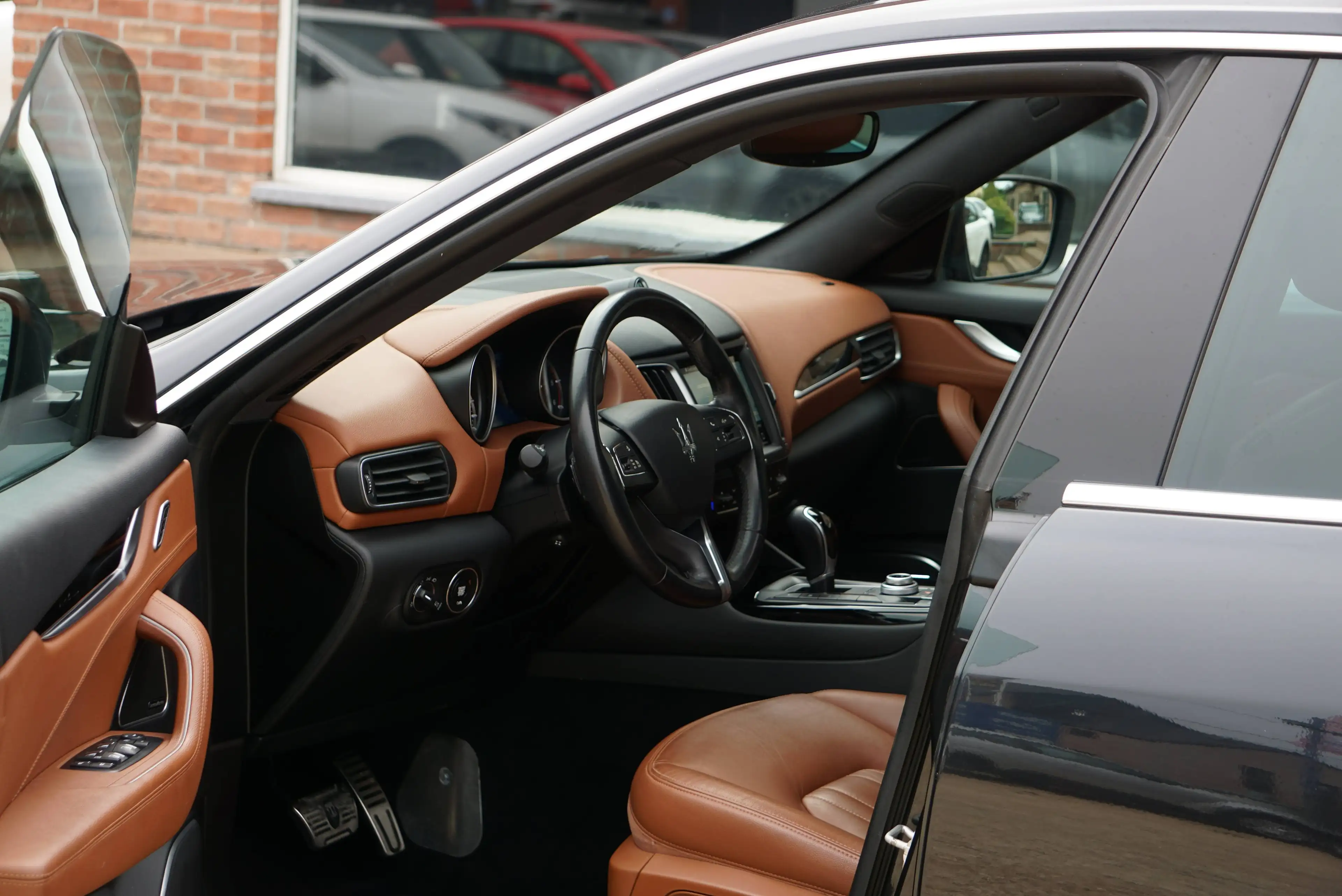 Maserati Levante 3.0 V6 TURBO AUTO PANO CAMERA CARNET MASERATI COMPLET — photo 7