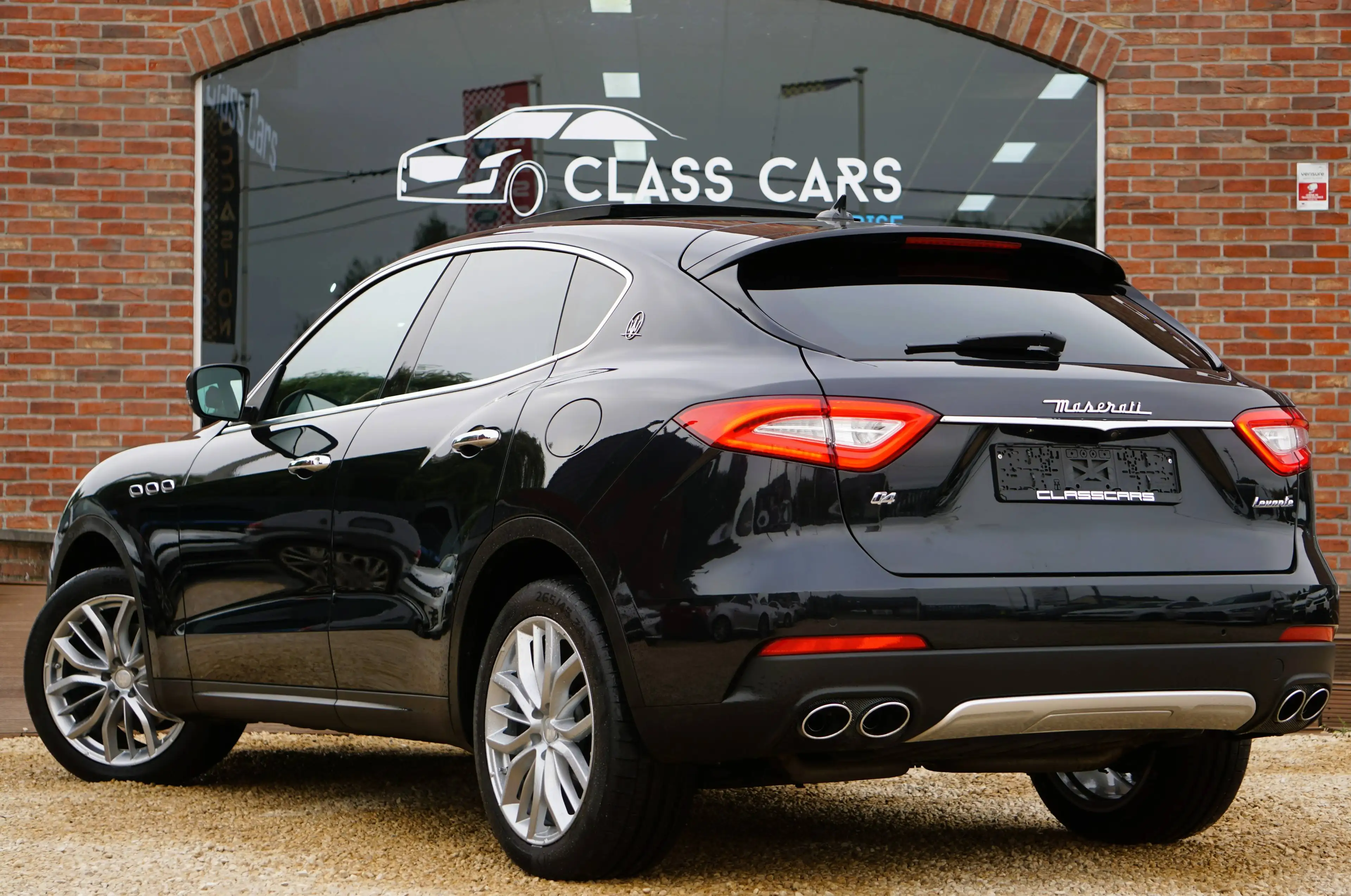 Maserati Levante 3.0 V6 TURBO AUTO PANO CAMERA CARNET MASERATI COMPLET — photo 4