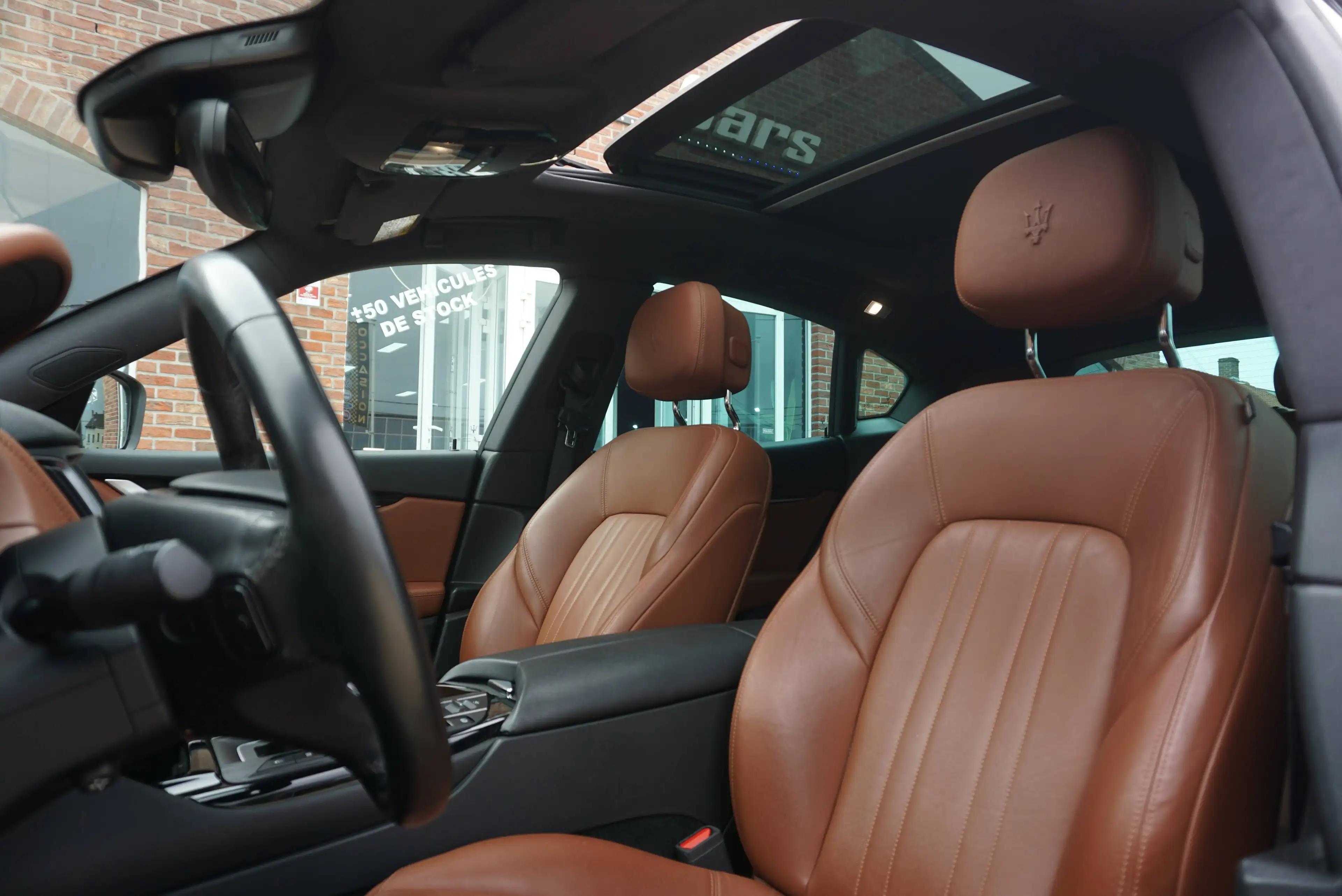 Maserati Levante 3.0 V6 TURBO AUTO PANO CAMERA CARNET MASERATI COMPLET — photo 11