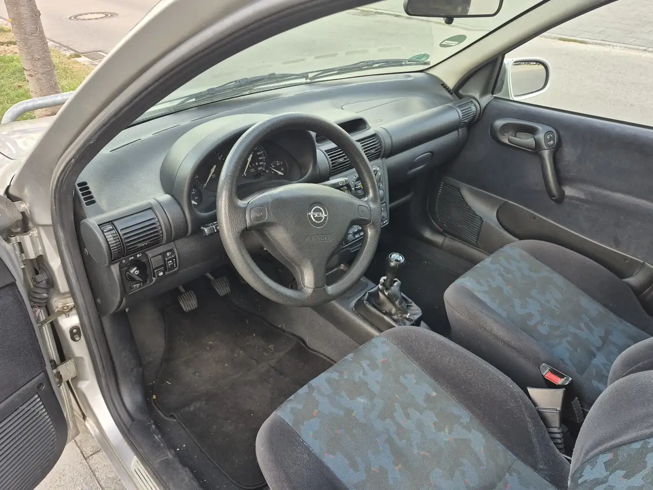 Opel Corsa 12V Edition 2000, foto 5