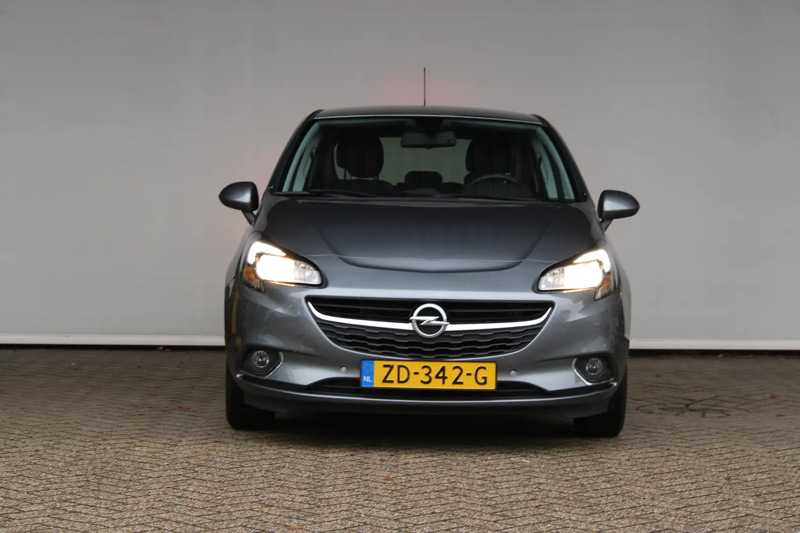 Opel Corsa 1.4 Online Edition | Automaat | Achteruitrijcamera Grijs - 2