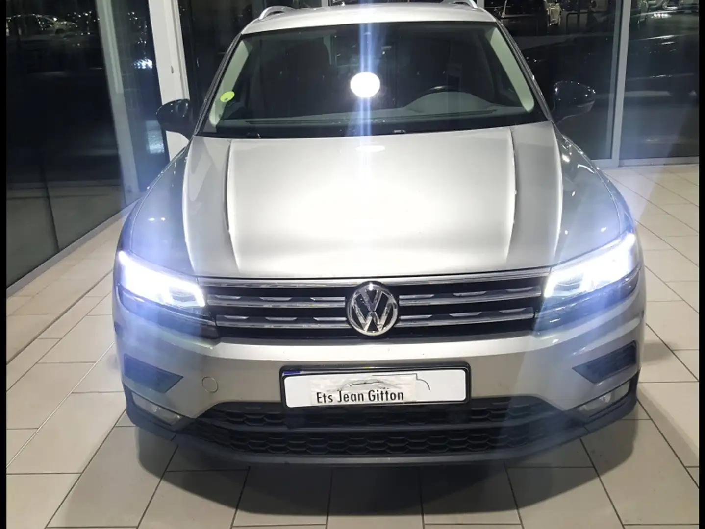 Volkswagen Tiguan 2.0 TDI 150ch IQ.Drive DSG7 Euro6d-T Gris - 2