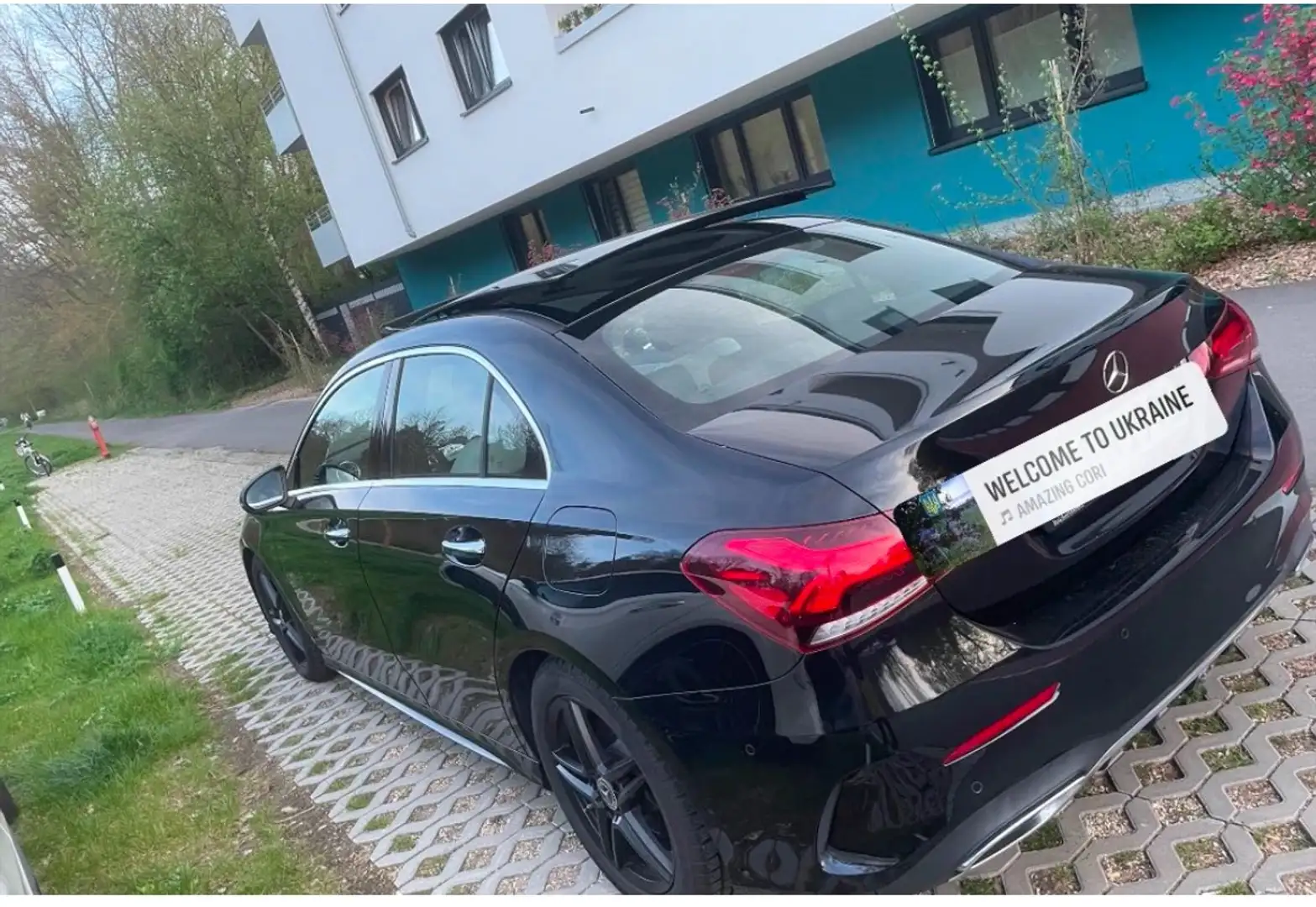 Mercedes-Benz 200 Line Schwarz - 2