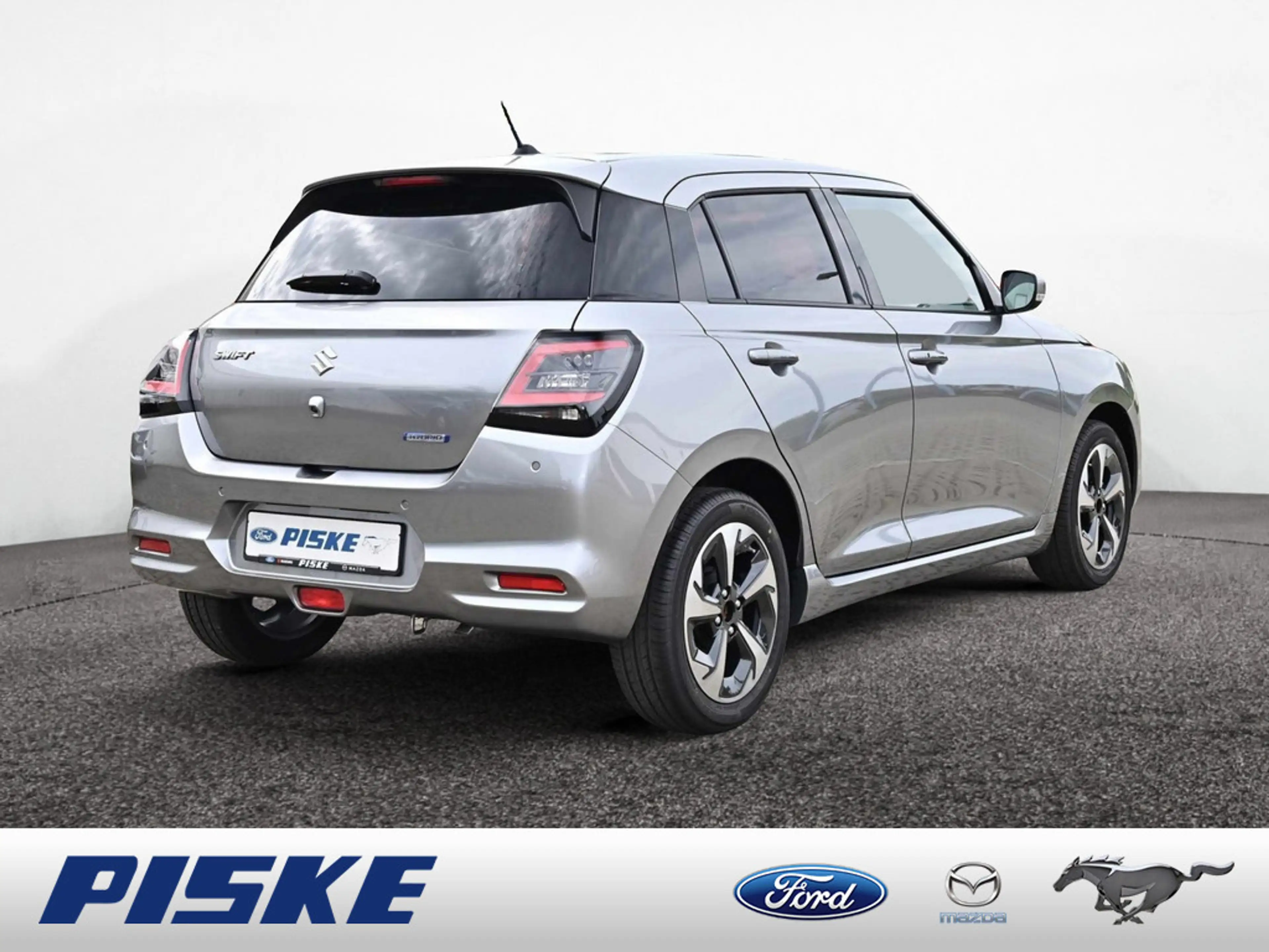 Suzuki Swift Comfort+ PDC SHZ KAMERA NAVI ACC LED — photo 4