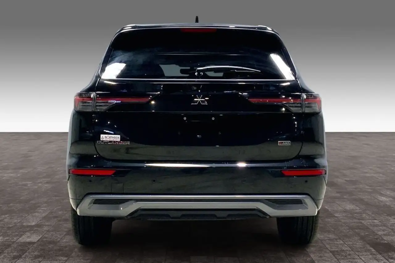 Mitsubishi Outlander снимка Mitsubishi Outlander