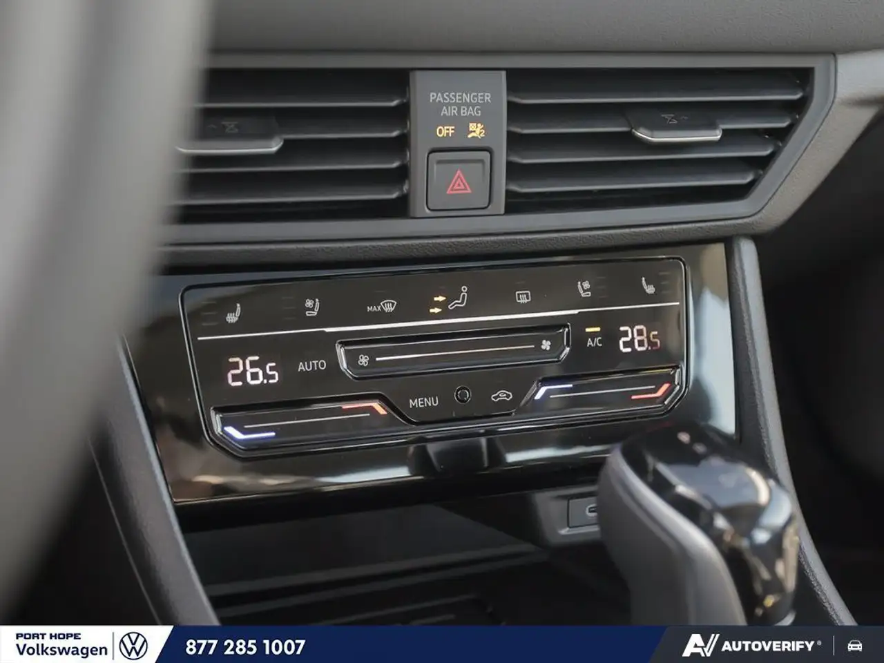 Volkswagen Jetta снимка Volkswagen Jetta
