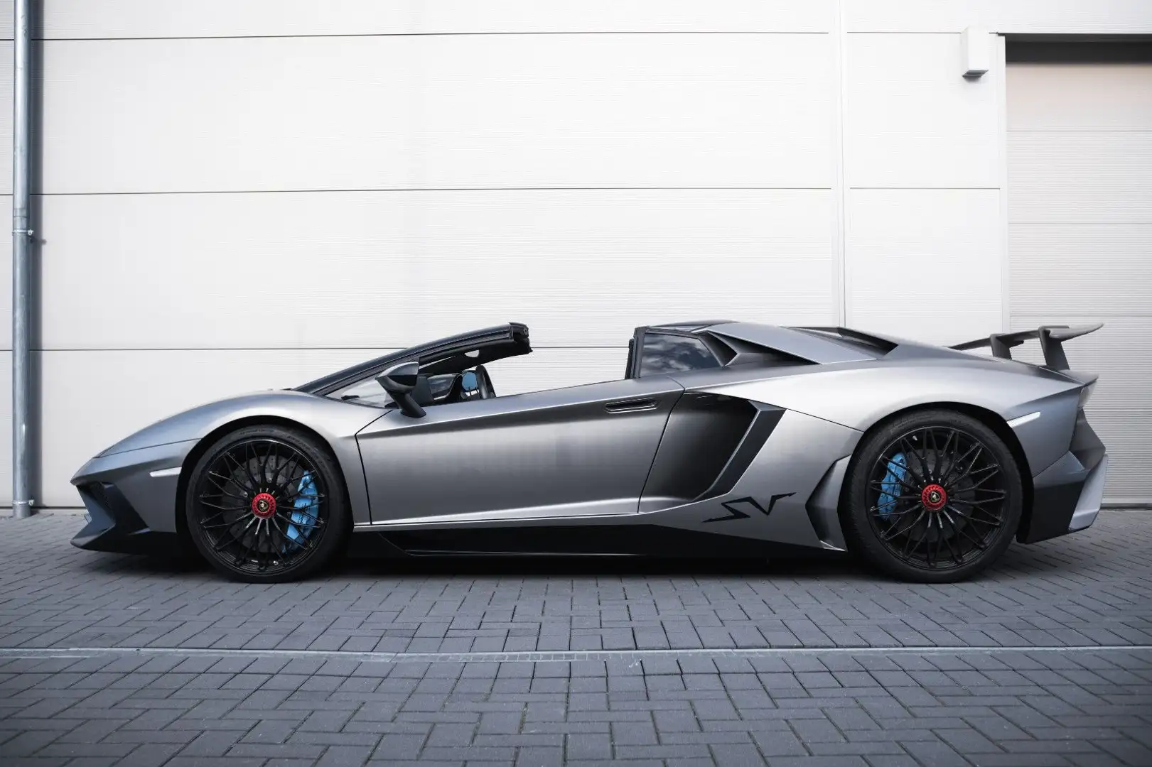 Lamborghini Aventador LP 750-4 Superveloce Roadster - 1