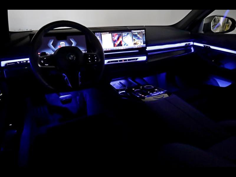 BMW 530 e Berline Kit M Sport — photo 12