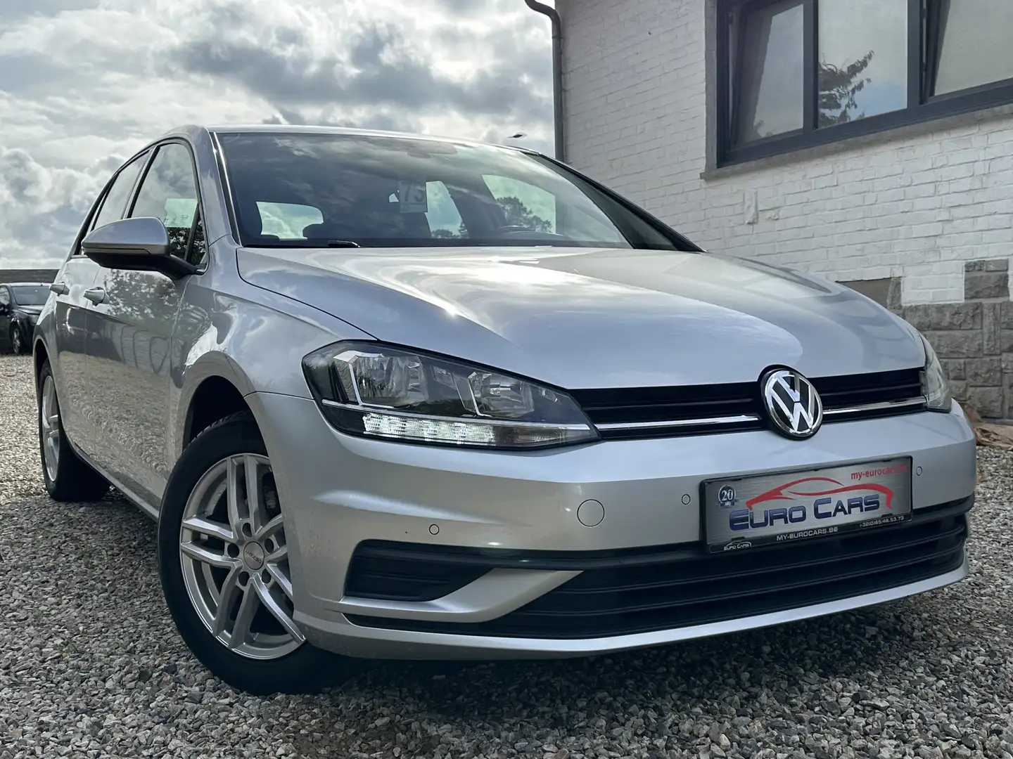 Volkswagen Golf 1.6 SCR TDi Trendline LED/CAMERA/CARPLAY/GPS/ Gris - 2