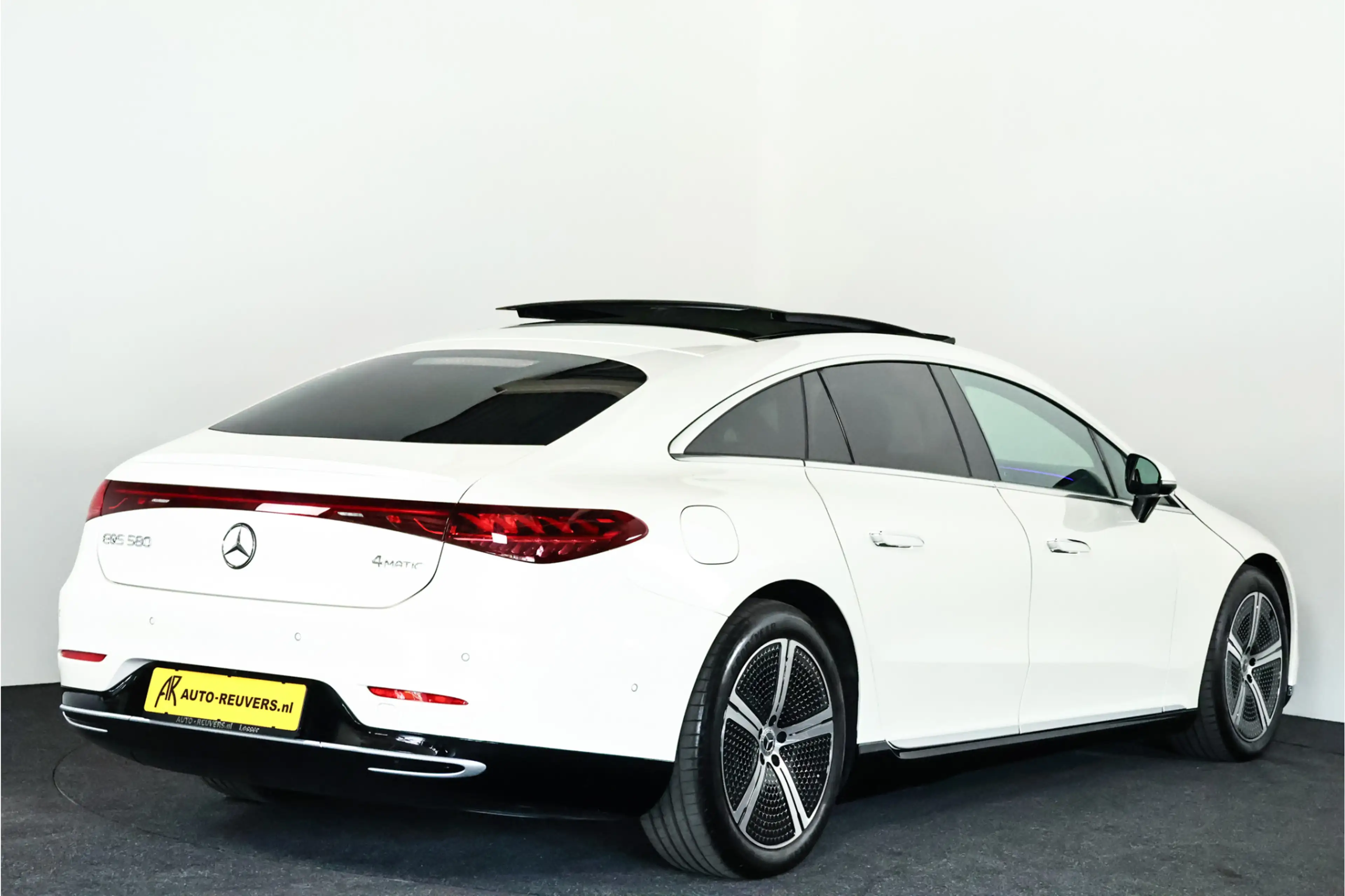 Mercedes-Benz EQS 580 4MATIC Luxury Line 108kWh Panorama / Opendak / — photo 2